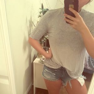 Cute open back ombré shirt